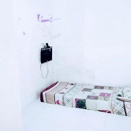 Penginapan Taman Makassar Indah Hotel Sungguminasa Exterior foto